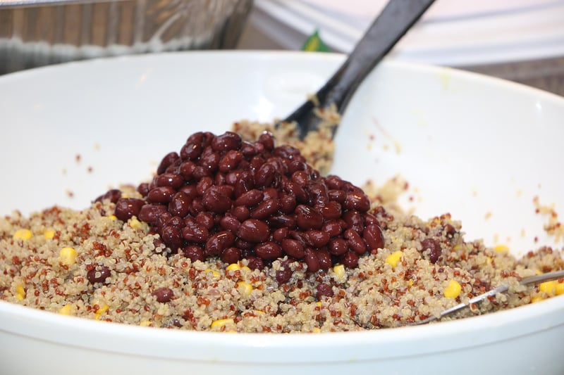 Quinoa Salad with Chickpeas and Avocado